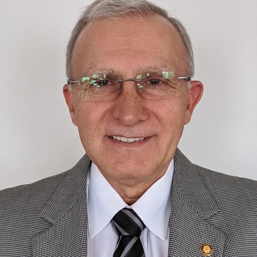 Dr. Carlos Alberto de Carvalho