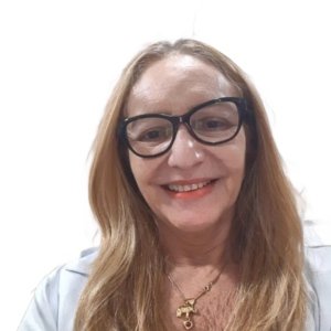 Dra. Edna Marlisia Bezerra Costa