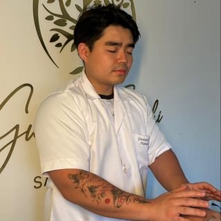 Dr. Gustavo Sasaki