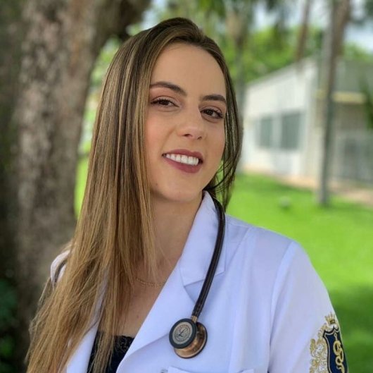 Dra. Giovanna Helena Do Prado Orlandi Pereira