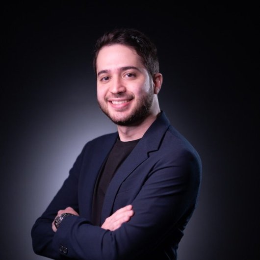 Dr. Thiago Queiroz Brandão
