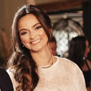 Dra. Andressa Merlo