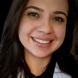 Dra. Sarah Campos