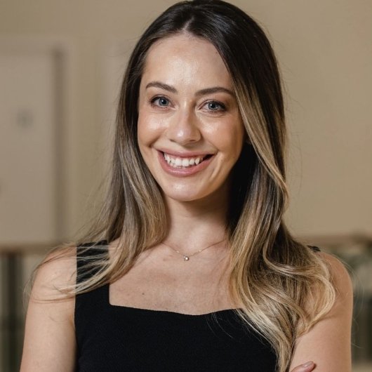 Dra. Amanda Faria de Araujo