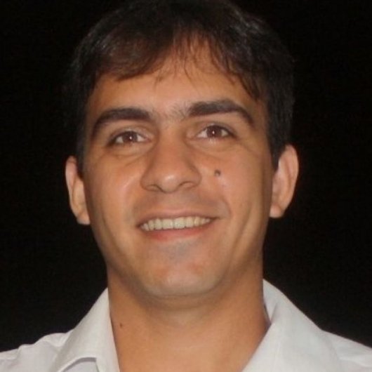 Dr. Ruiter Arantes Carlos Arantes Filho