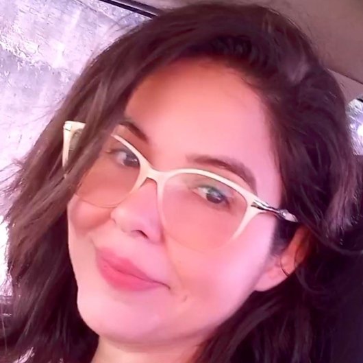 Dra. Kely Tavares De Oliveira