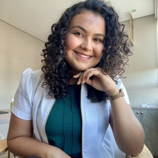 Dra. Samanta RIbeiro Silva Cavalcante