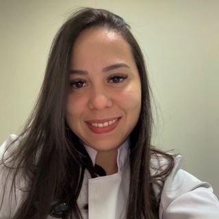 Dra. Quezia Cerqueira Chavez