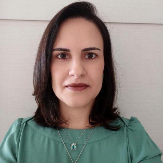 Dra. Letícia Telles Silva Araújo
