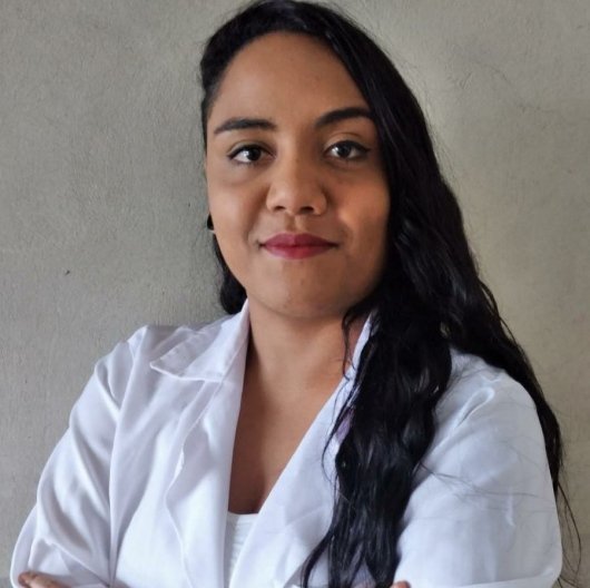 Dra. Adriana Matias