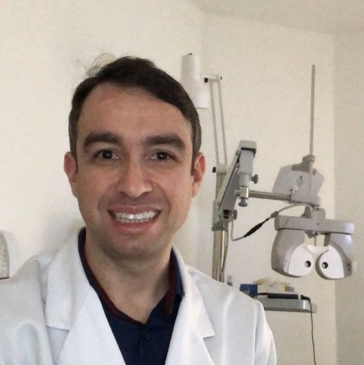 Dr. Bruno Borges