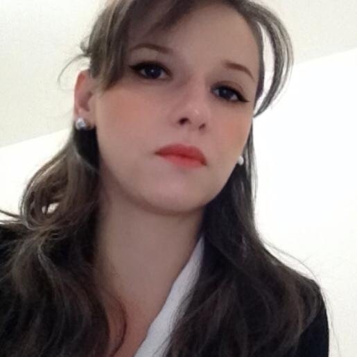 Dra. Aline Saez da Silva