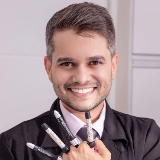 Dr. Matheus Viana Duarte