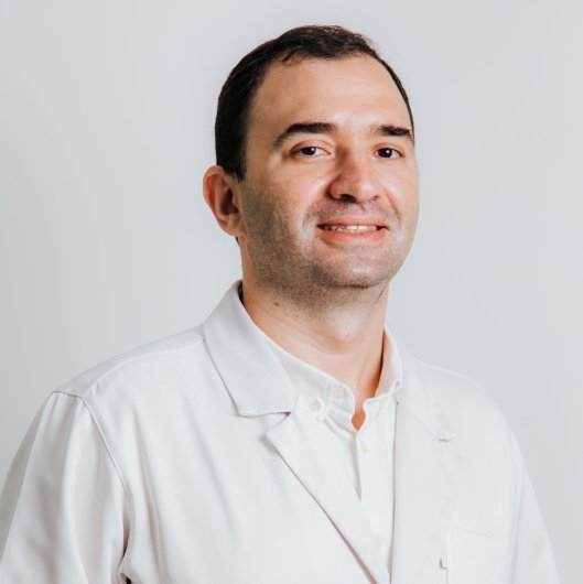 Dr. Hugo De Oliveira Tinoco Neto