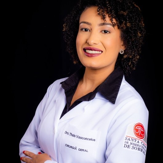 Dra. Thais Vasconcelos