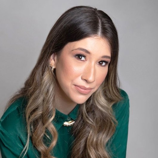 Dra. Aline Furtado