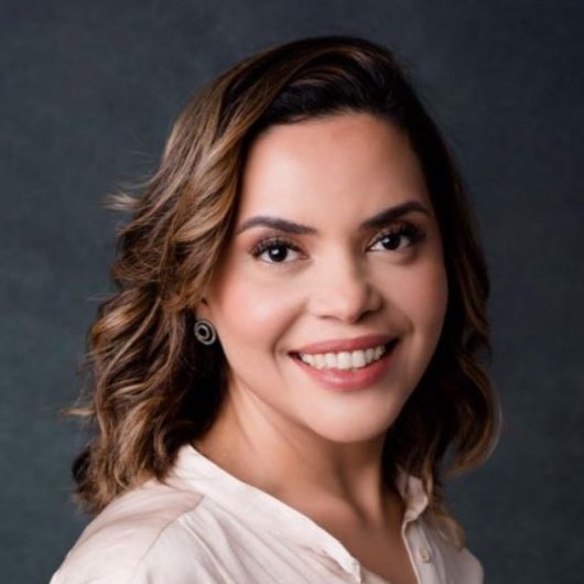 Dra. Ana Carolina Santos Fonseca