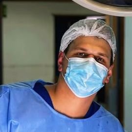 Dr. Eduardo Granato Menchise