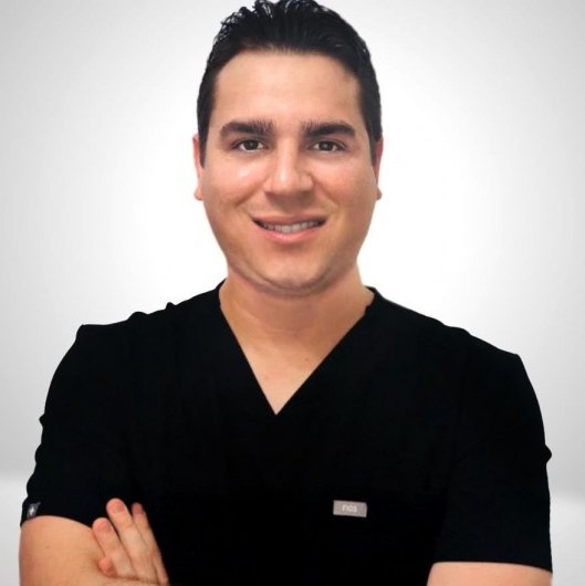 Dr. Bruno Garcia