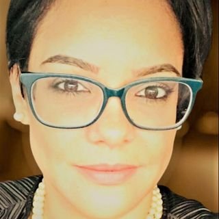 Dra. Silvia Vale