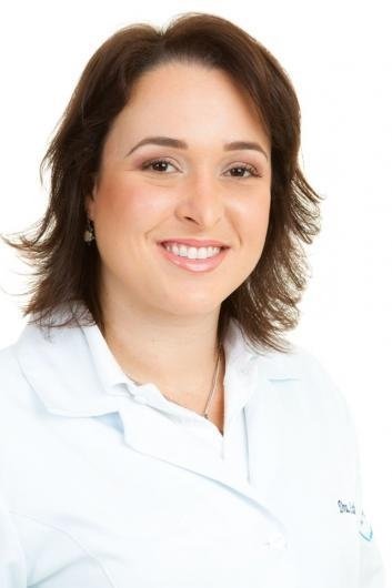 Dra. Maria Cecília Azevedo de Aguiar