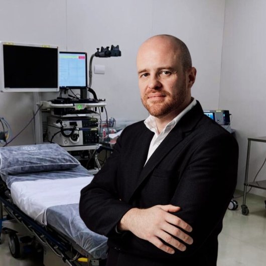 Dr. Fernando Lander