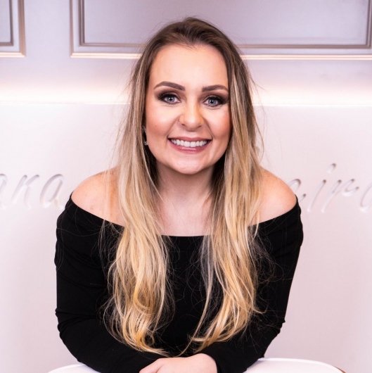 Dra. Luciana Silveira