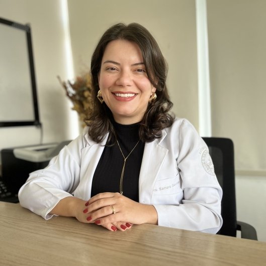 Dra. Samara Gavinier