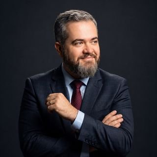 Dr. Dionatan Braum