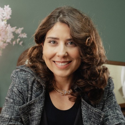 Dra. Pamela Fernanda Alves Barbosa