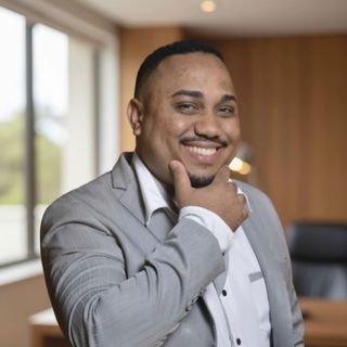 Dr. Elton Fernandes