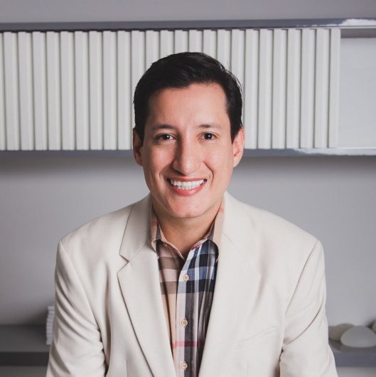 Dr. Diego Rolando Torrico Moscoso