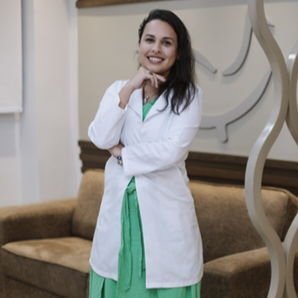 Dra. Amanda Scabello
