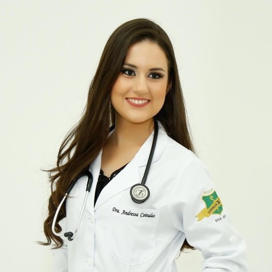Dra. Andressa de Oliveira Coiradas