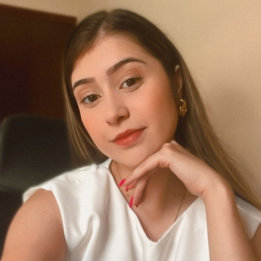 Thainá Fernandes