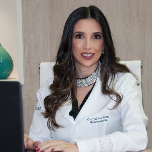 Dra. Juliana Ferraz