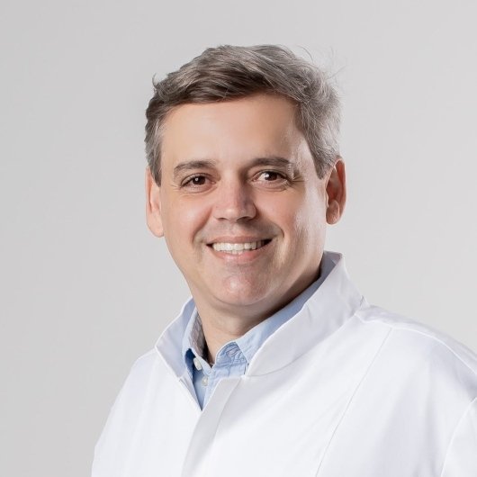 Dr. Ramail Pouzas