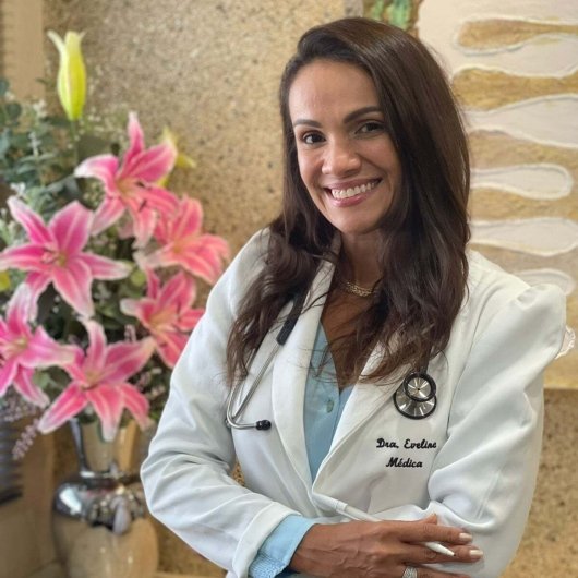 Dra. Eveline Cavalcante da Silva