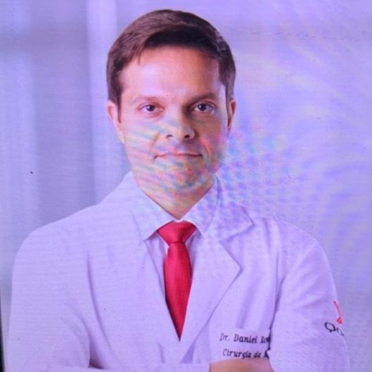 Dr. Daniel Romero