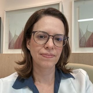 Dra. Carolina Aharoni Leão