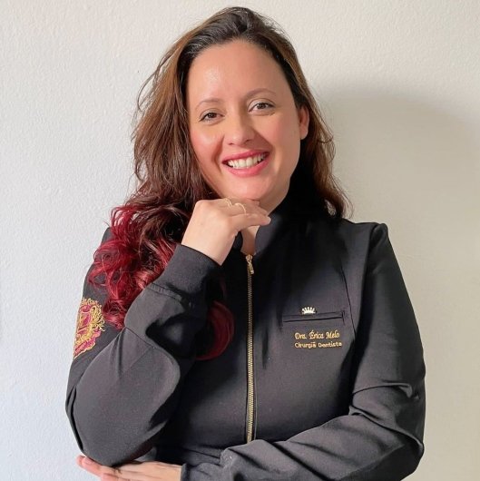 Dra. Érica Melo