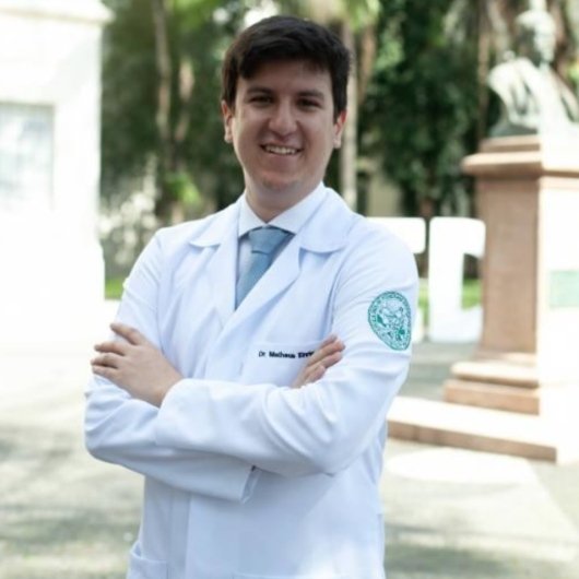 Dr. Matheus Enrico Dias Vaz Monteiro