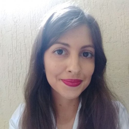 Aline Vasconcelos