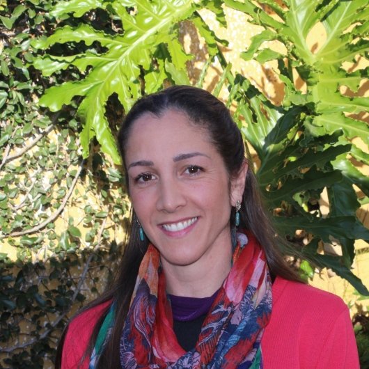 Dra. Luciana Rodrigues Fernandes de Oliveira