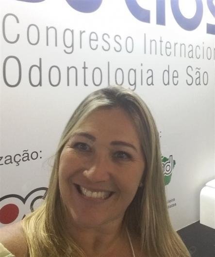 Elizangela Oliveira