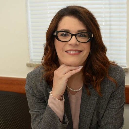 Dra. Tatyene Nehrer de Oliveira