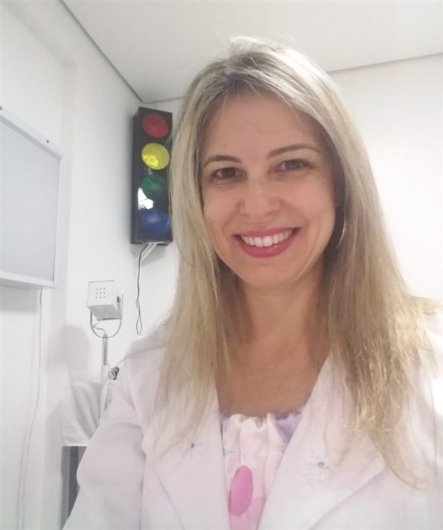 Dra. Andreia de Miranda