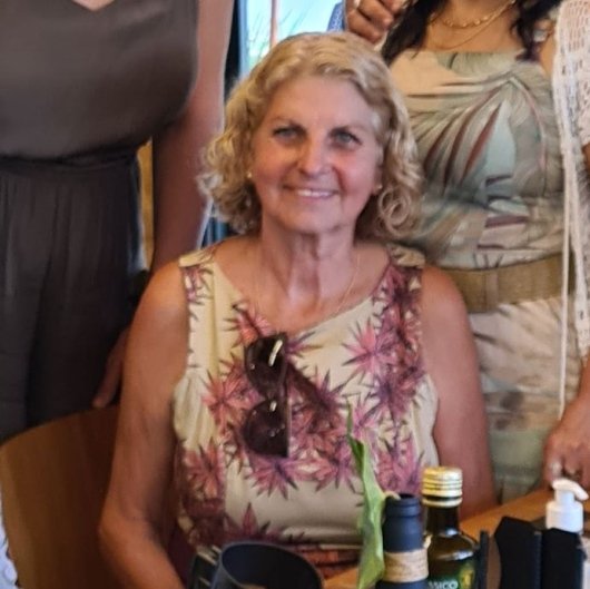 Dra. Tereza Costa Lima