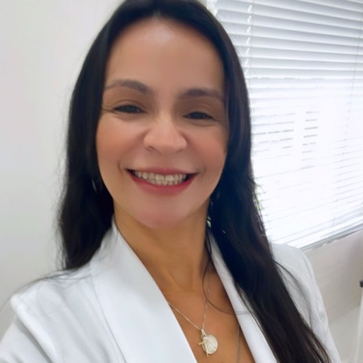 Dra. Samia Teixeira
