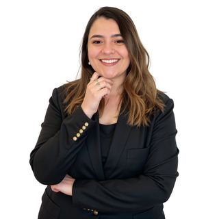 Dra. Rayane Magnol
